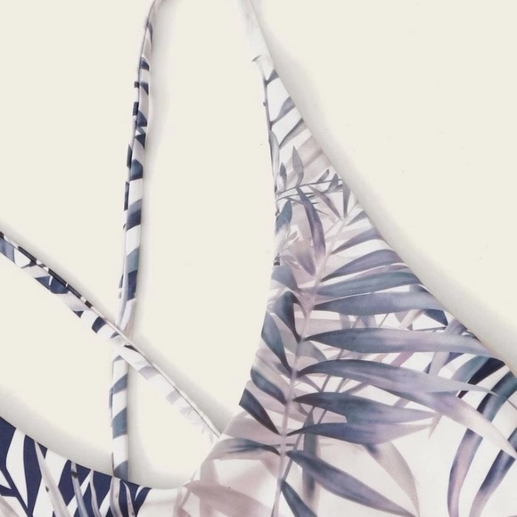 NWT• Palma One Piece (Hanakini Sample) - Picture 5 of 8